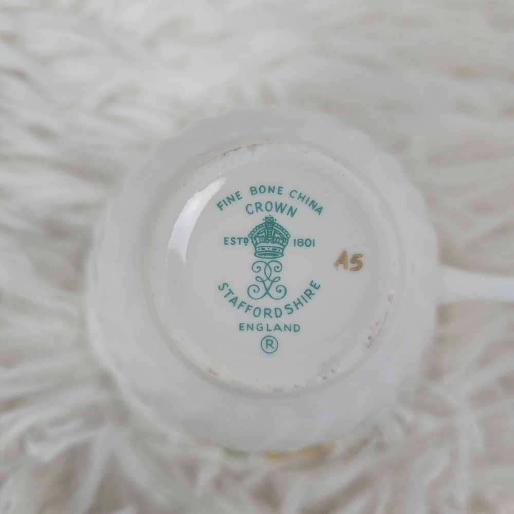 Crown Staffordshire Vintage 3 piece Cup, Saucer, and Dessert Plate - Picture 7 of 14